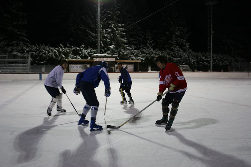 gal/Eishockeyspiel in Toblach/2008-02-02 SVR Eishockey 055.jpg